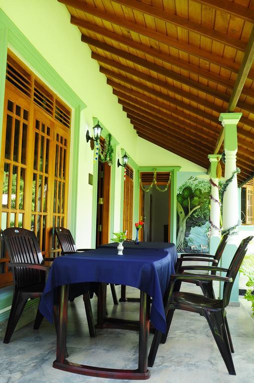 Lumbini Villa Bentota Buitenkant foto