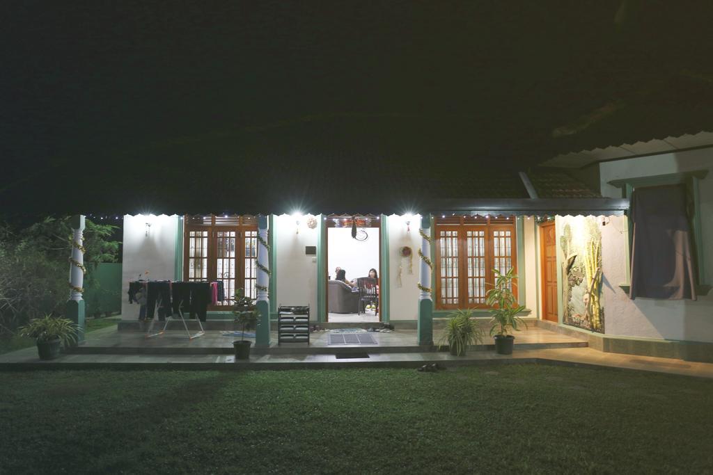 Lumbini Villa Bentota Buitenkant foto